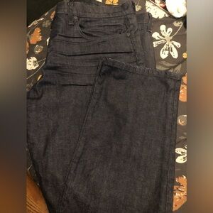 Mens jeans. Dark blue. Joe’s. The Brixton. 33 inseam.